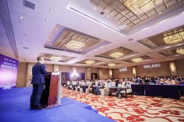 Konferencja Retail z firmą Intel zorganizowana przez YalaTech i podpisana umowa o współpracy strategicznej