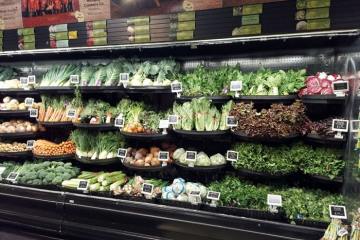 W jaki sposób elektroniczna etykieta na półki YALATECH zmniejsza marnotrawstwo żywności w handlu detalicznym