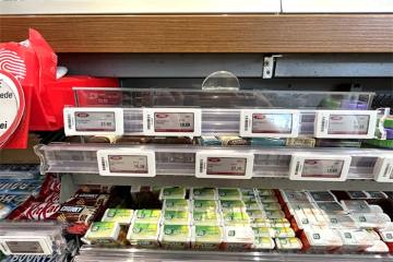 Brazylijski detalista poprawia jakość obsługi klienta dzięki systemowi elektronicznych etykiet na półkach